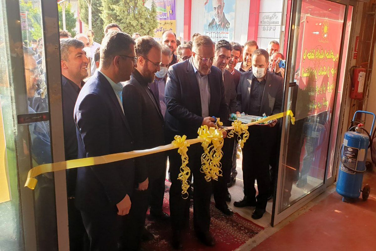 پنجمین نمایشگاه تخصصی صنایع کوچک در قزوین گشایش یافت