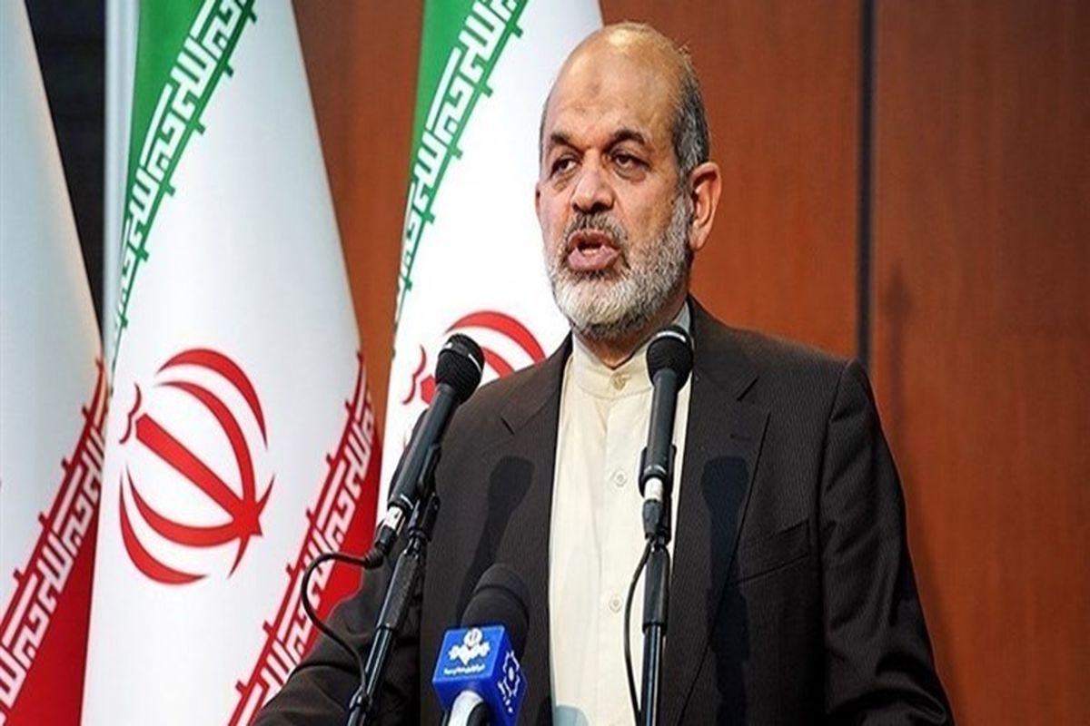 وزیر کشور: پدافند هوایی ایران خودکفا و مستقل است