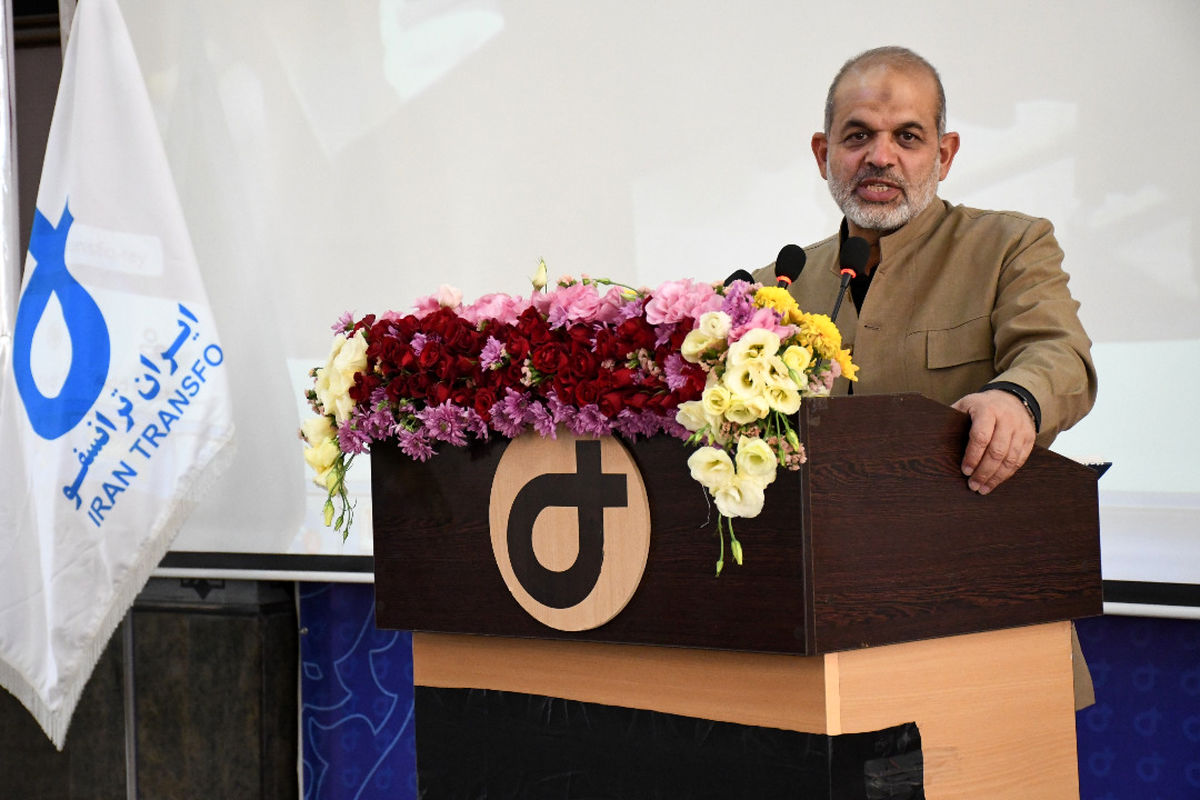 با حضور وزیر کشور آیین اشتغال ۳۶۰ نفر از  پرسنل جدید‌الورود ایران ترانسفو برگزار شد