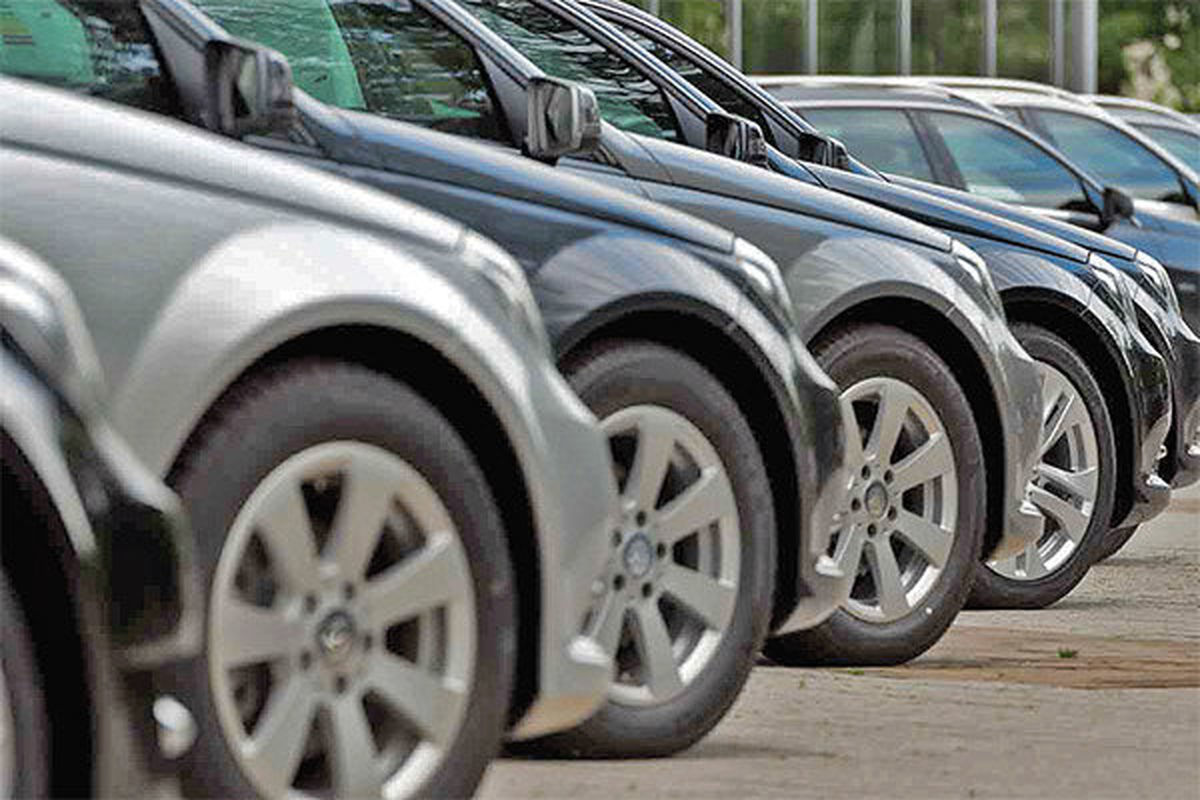 جزئیات عرضه ۱۰۰۰ خودرو خارجی در مزایده ماه آینده دولت