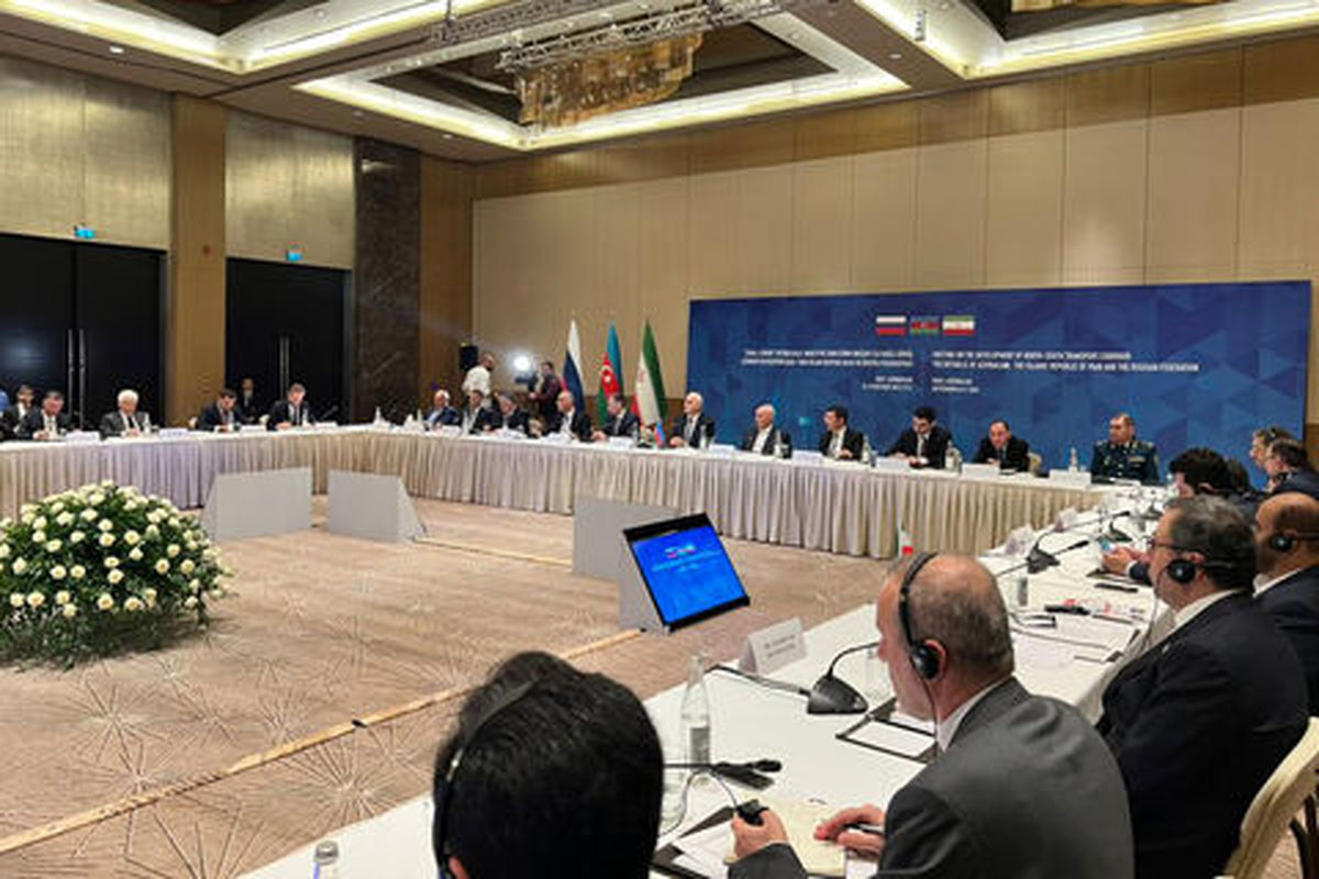 تاکید ایران، روسیه و جمهوری آذربایجان بر تکمیل مسیر شمال-جنوب/ بیانیه سه‌جانبه همکاری‌های مشترک سه کشور امضا شد