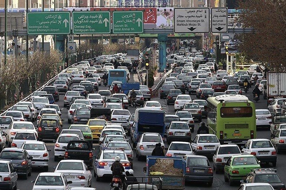وضعیت ترافیکی معابر بزرگراهی و اصلی تهران در دومین روز شهریورماه