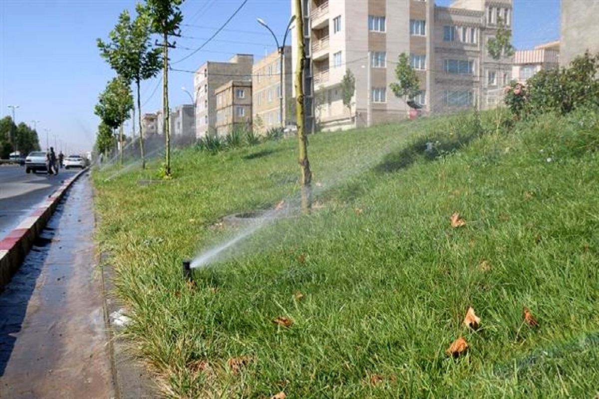 تمام انشعابات آب در بوستان های سنندج مجاز می‌شود