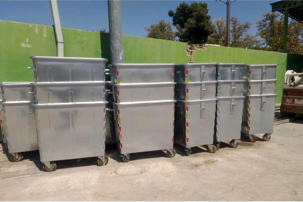 جای گذاری ۱۲۰ دستگاه مخزن زباله نودر منطقه ۱۷ تهران