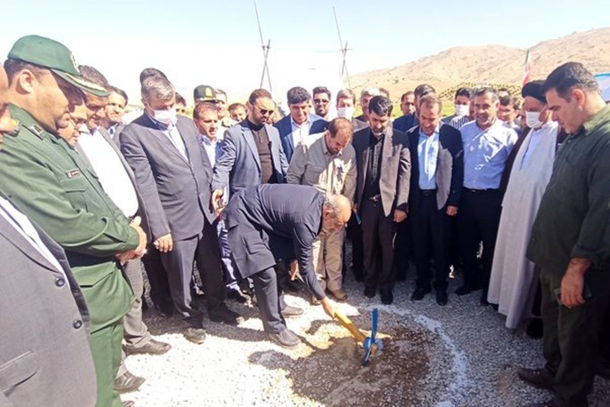 کلنگ‌زنی احداث بخشی از بزرگراه بابامیدان- گچساران به دست وزیر کشور