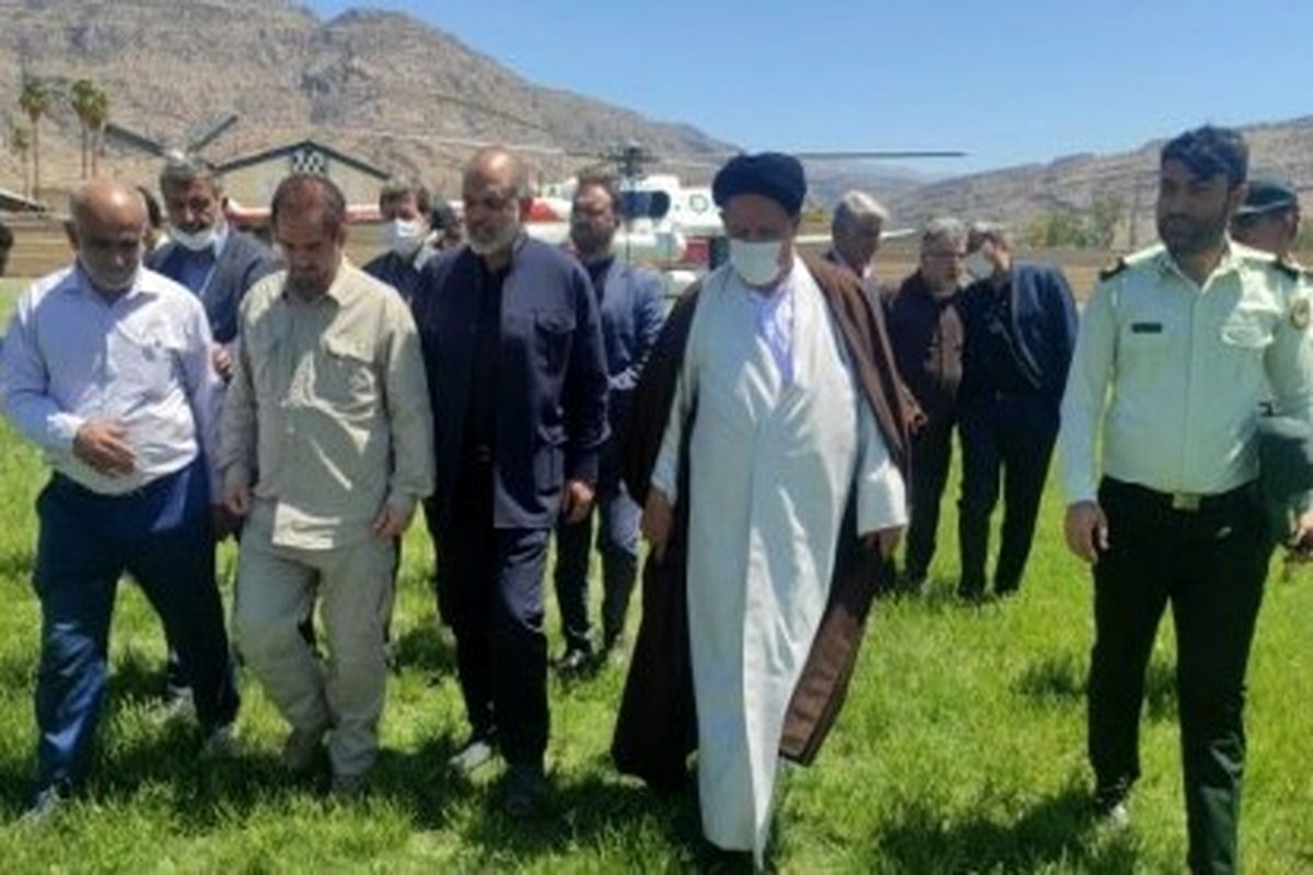 وزیر کشور مدرسه ۶ کلاسه ای را در چُرام افتتاح کرد