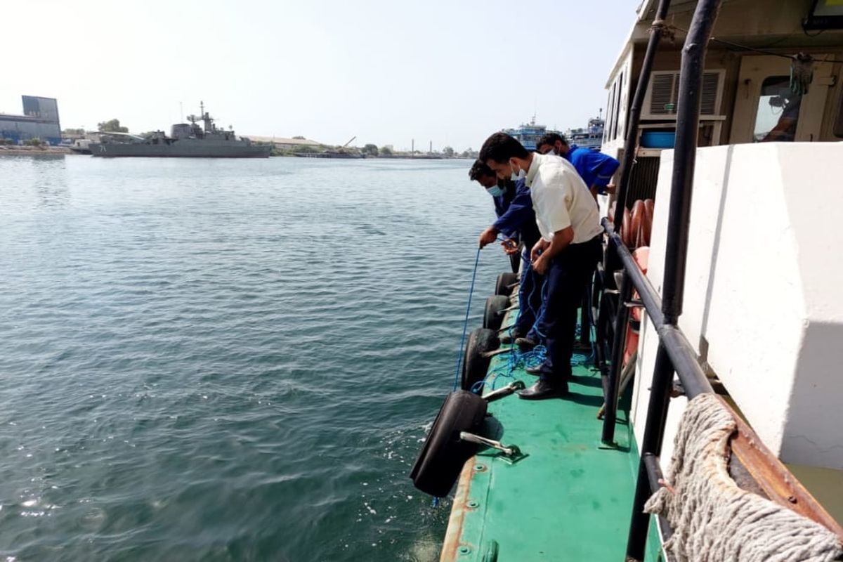 اجرای  کنوانسیون مقابله با آلودگی دریا (مارپل ) در بندر شهید باهنر / اقدام مشترک با شرکت های دانش بنیان مبنی بر جمع آوری مکانیزه  زباله های خشک