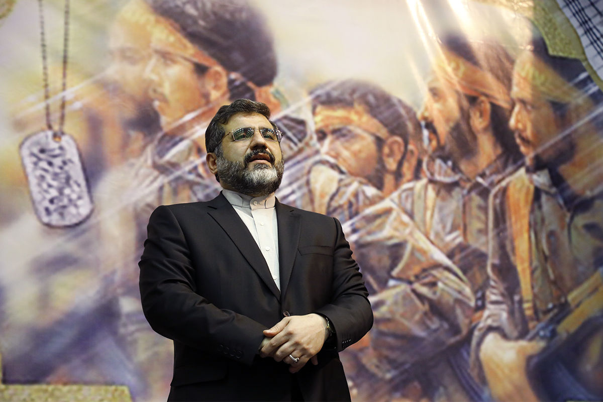 وزیر فرهنگ: هنرمندان شاخص با افتخار از دستاوردهای انقلاب اسلامی سخن می گویند