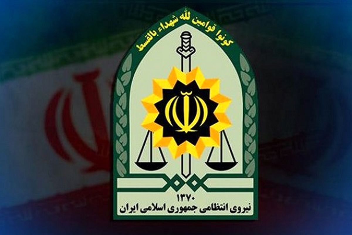 اکران قاب عکس شهدای فرماندهی انتظامی در سطح مشهد