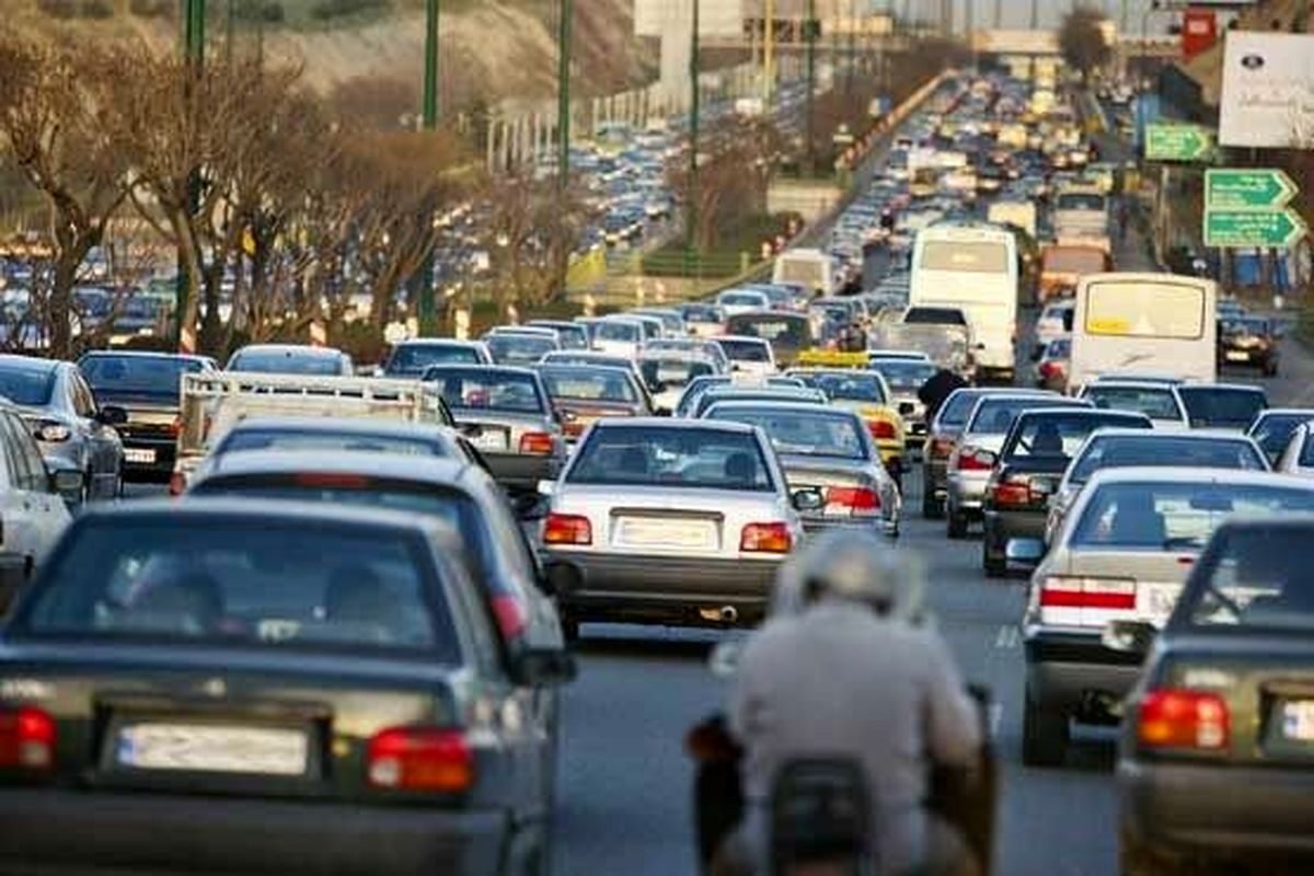 رفع گره ترافیکی  نقاط حادثه خیز منطقه ۱۴ تهران