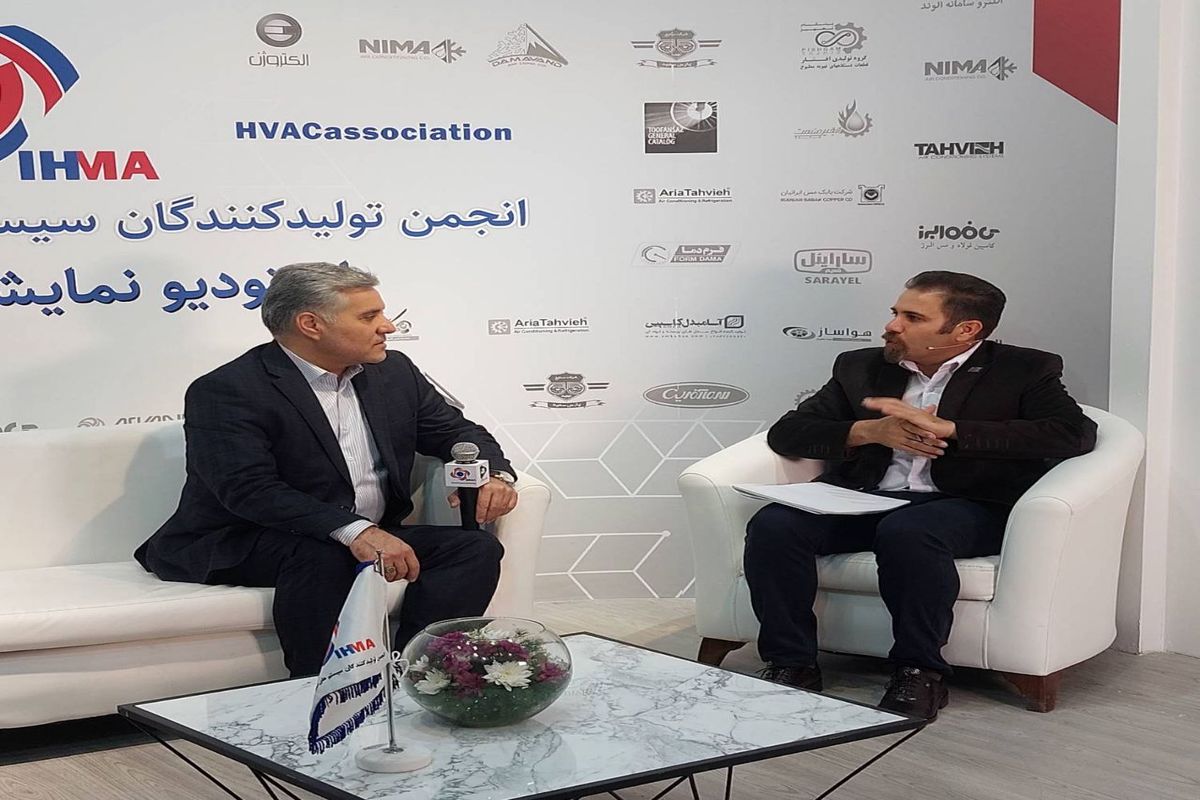 رئیس اتاق اصناف تهران: محصولاتی که در گذشته وارداتی بود امروز بومی‌سازی شده است