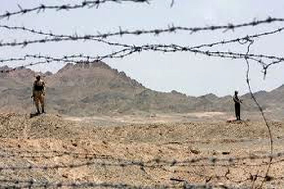 شهادت یک سرباز ارتش در درگیری با اشرار در مرز تایباد