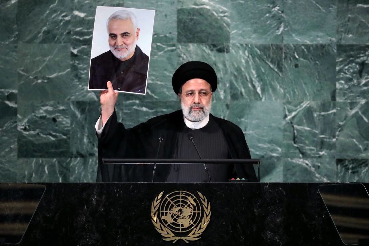 هانی‌زاده: بالا بردن عکس سردار سلیمانی در سازمان ملل تاریخی و شجاعانه بود/ ایران برای مقابله با داعشی‌های دست‌ساز آمریکا هزینه سنگینی پرداخت کرده است