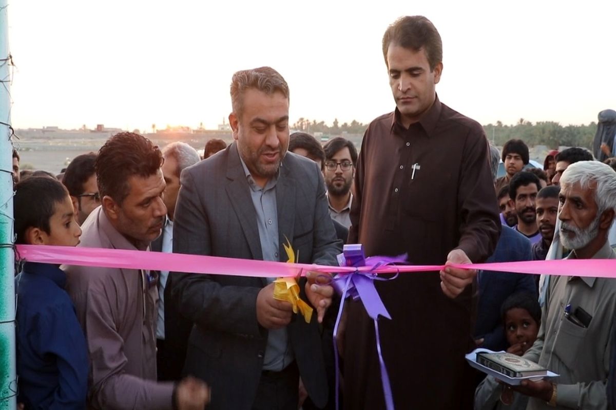 افتتاح زمین چمن مصنوعی مینی فوتبال محله کهن شهر شهرستان مهرستان