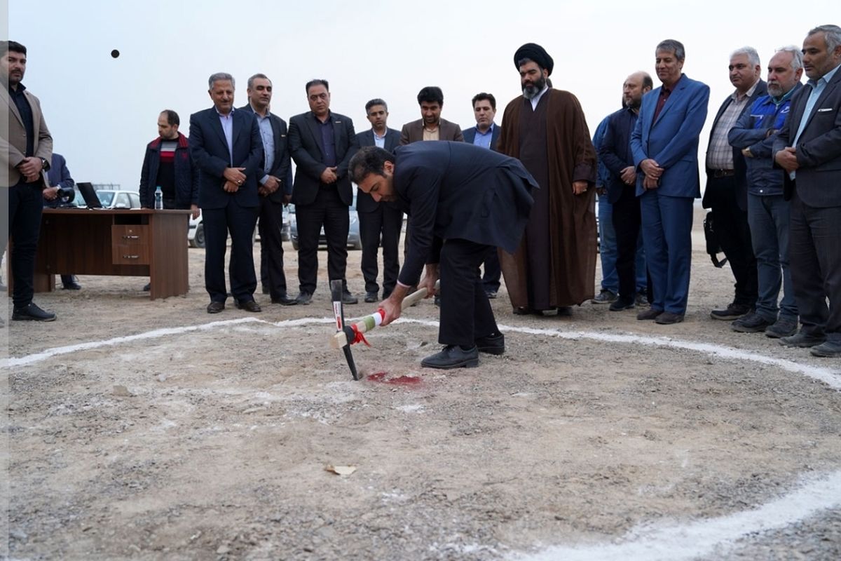 همت برای خانه دار کردن مردم‌ / گام دوم طرح نهضت ملی مسکن در شهر جدید بهارستان آغاز شد