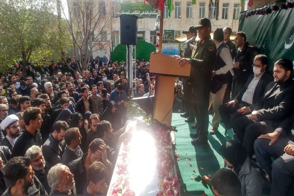 سردار ناظری: تعرض به نیروهای امنیتی راه ورود دشمن را باز می‌کند