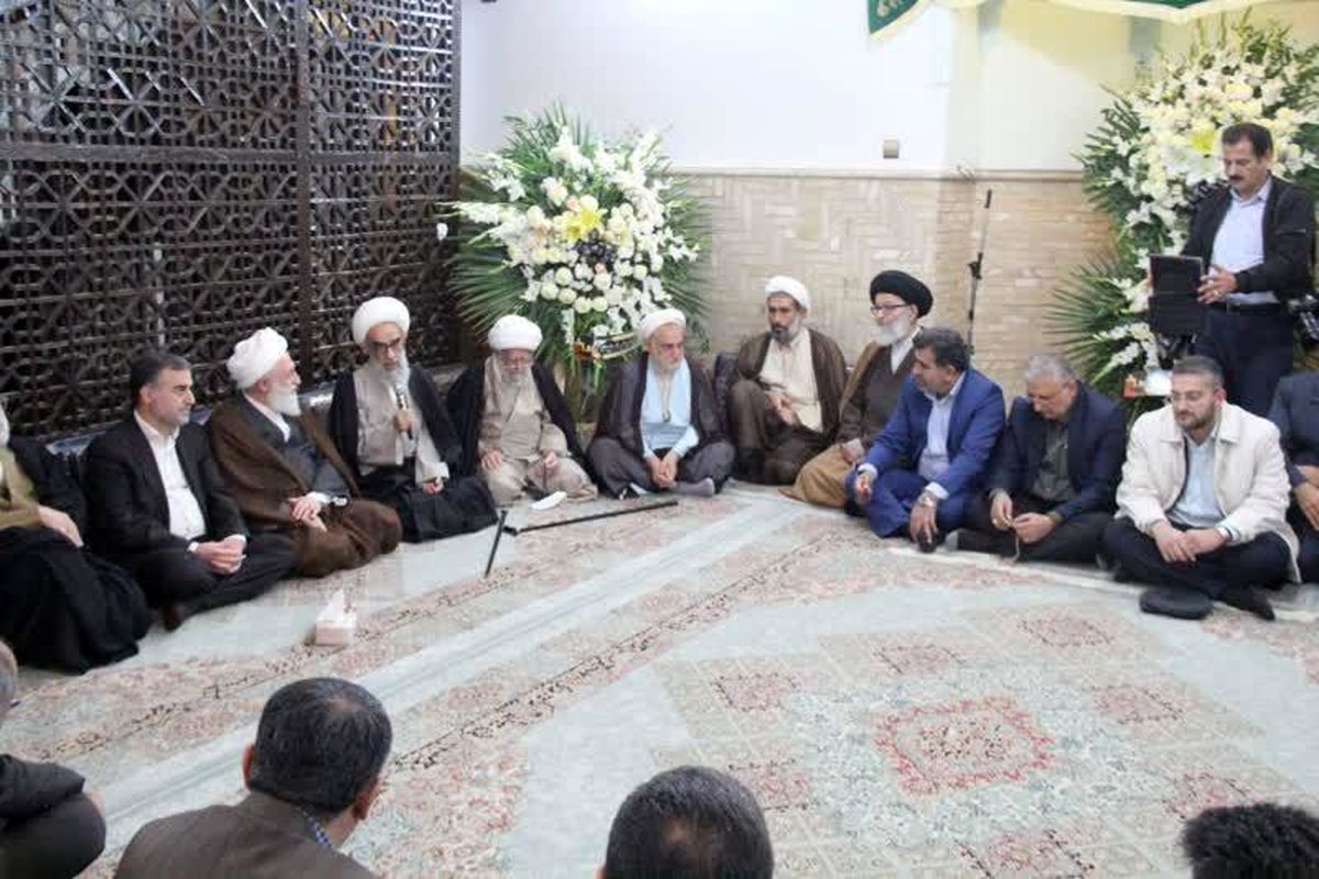 بازدید استاندار مازندران از مسجد جامع ساری