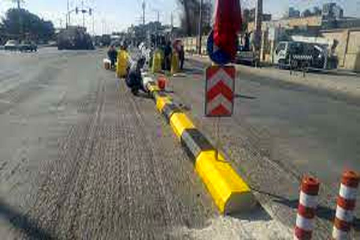نصب رفیوژ به طول ۲۰۰ متر در خیابان شهید بهشتی