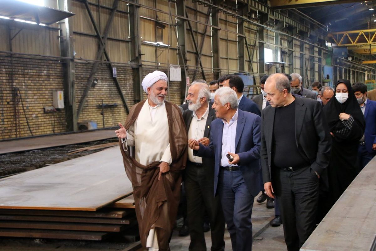 تشکیل کارگروهی برای حمایت از تولیدات واحدهای صنعتی و اقتصادی استان کرمان