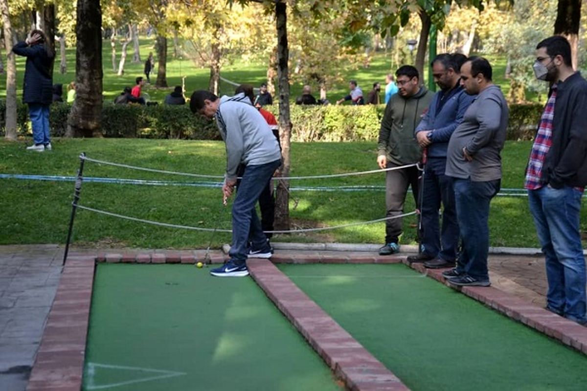 صدر نشینی تیم های فردوس و تسنیم در مسابقات لیگ مینی گلف تهران