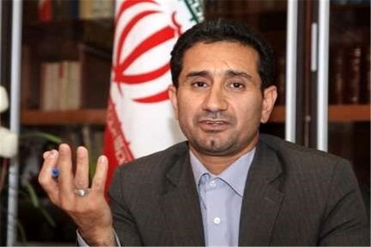 مدیرکل تعزیرات کرمان: نصب نرخ‌نامه در واحدهای صنفی الزامی است