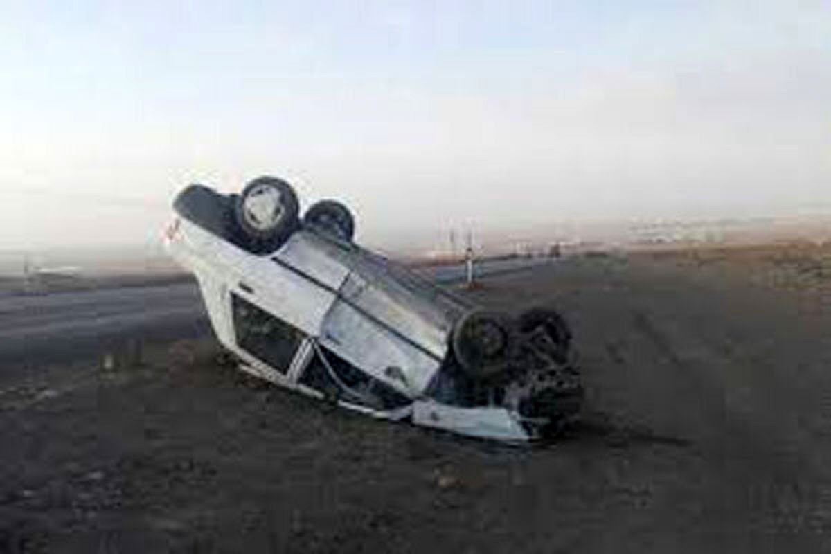 واژگونی پراید در آزادراه کرج-قزوین منجر به مرگ راننده شد