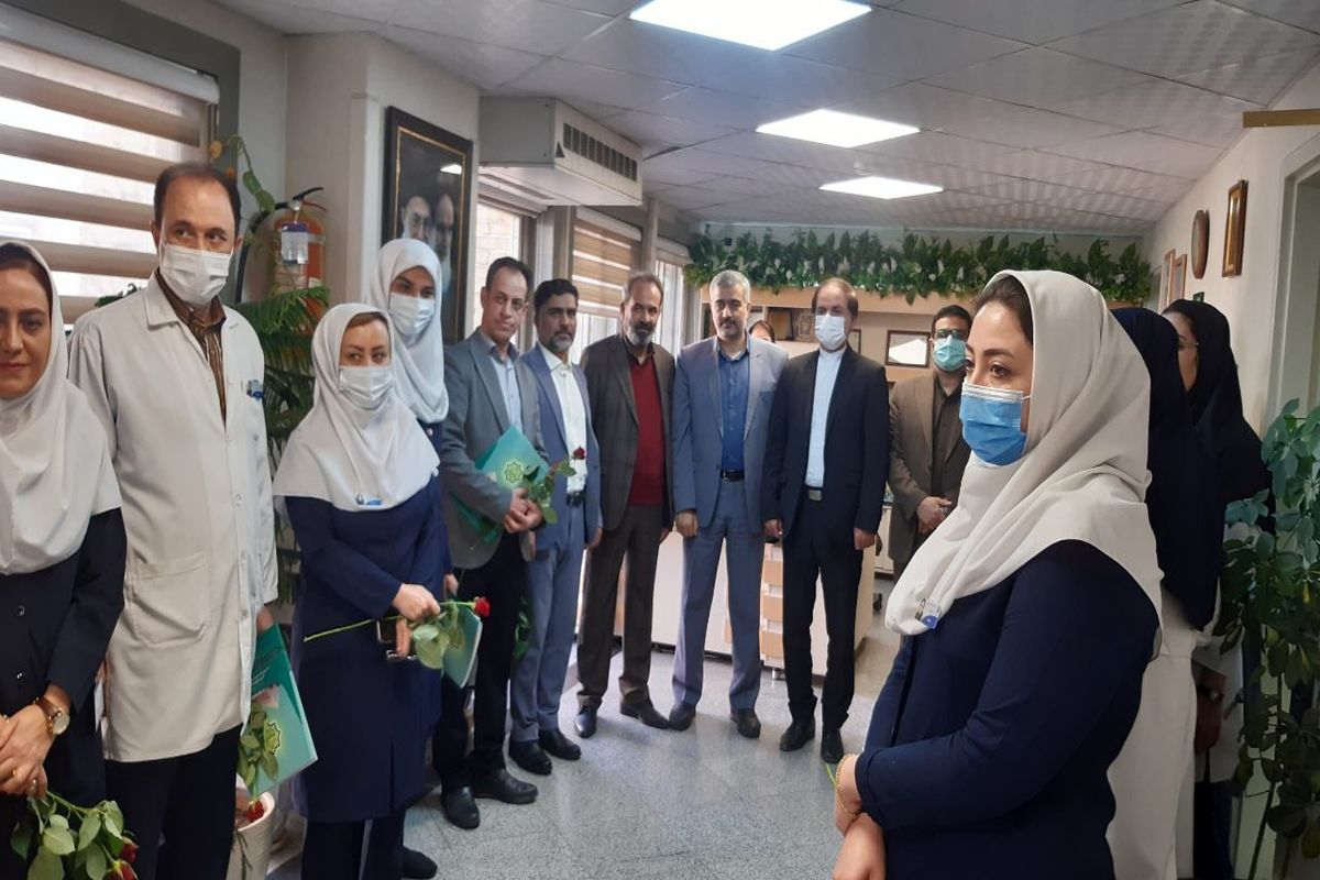 تجلیل از پرستاران بیمارستان ۱۵ خرداد ورامین توسط نماینده مجلس