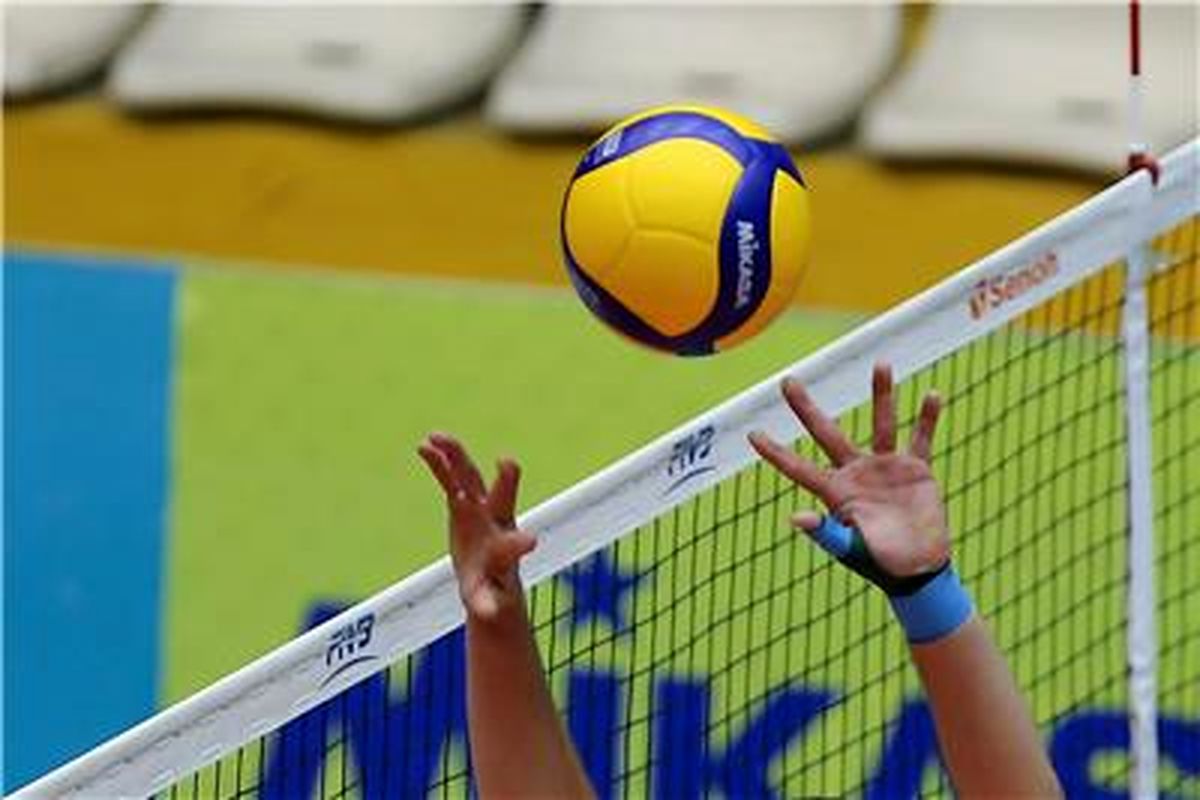 بنیاد مسکن قهرمان والیبال کارکنان دستگاه‌های اجرایی استان همدان برگزار شد