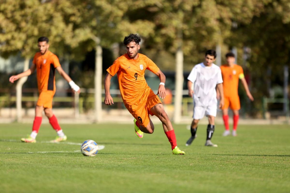 زمان نخستین تمرین تیم فوتبال جوانان