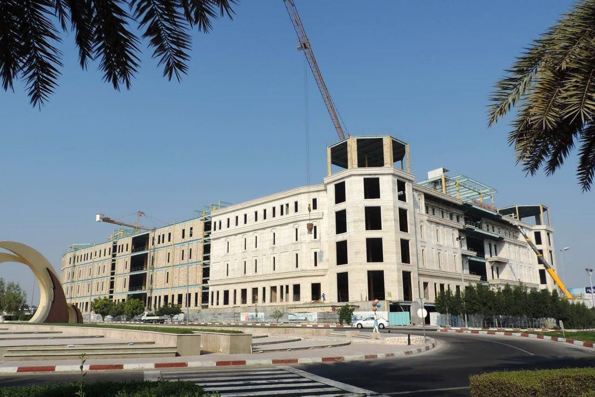 ارائه تسهیلات در حوزه گردشگری افزایش یافته است/ کمک به بهره برداری از پروژه های نیمه تمام در کیش