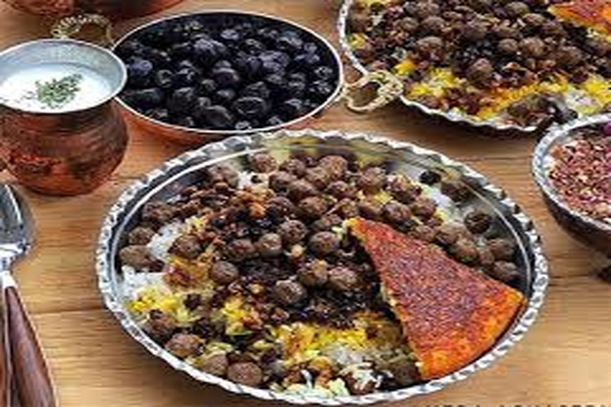 آداب و رسوم شیرازی ها در شب یلدا