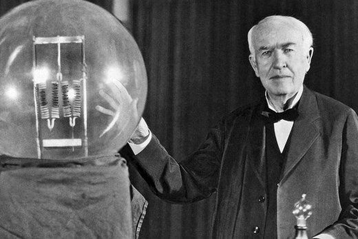 آیا مخترع لامپ واقعا ادیسون بود؟