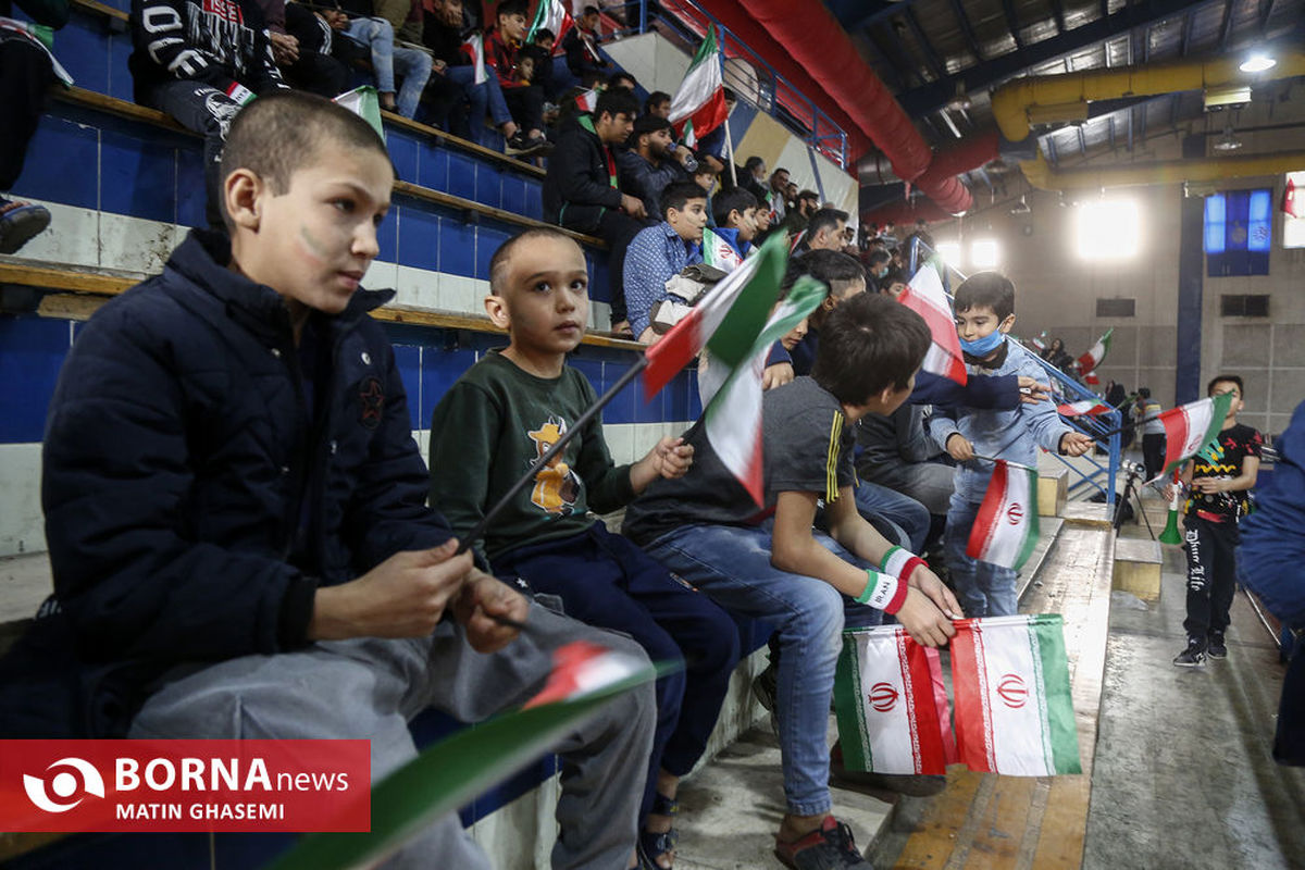 کودکان کار تماشاگر پیروزی جذاب تیم ملی ایران برابر ولز