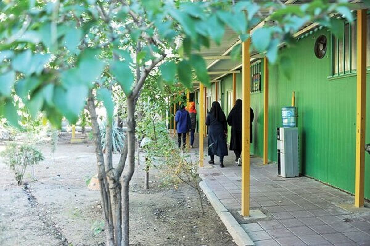 پذیرایی رایگان از بانوان بی سرپناه در مددسرا منطقه ۲۲ تهران