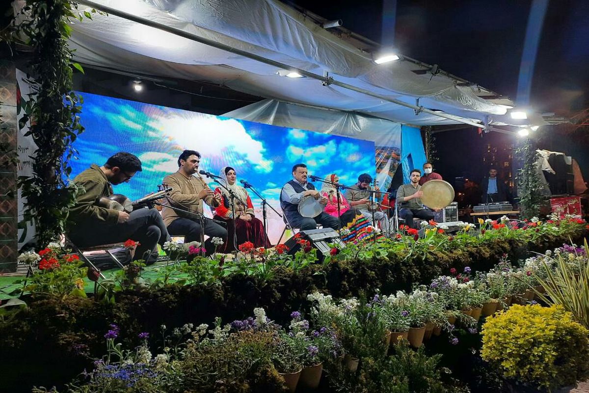 کنسرت شش هزار نفری ناصر وحدتی در لاهیجان