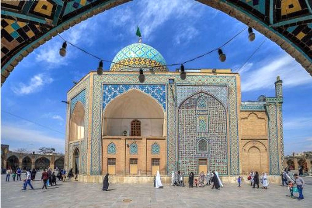 بنای زیبای امامزاده حسین(ع) در قزوین فضای معنوی برای زیارت مسافران نوروزی