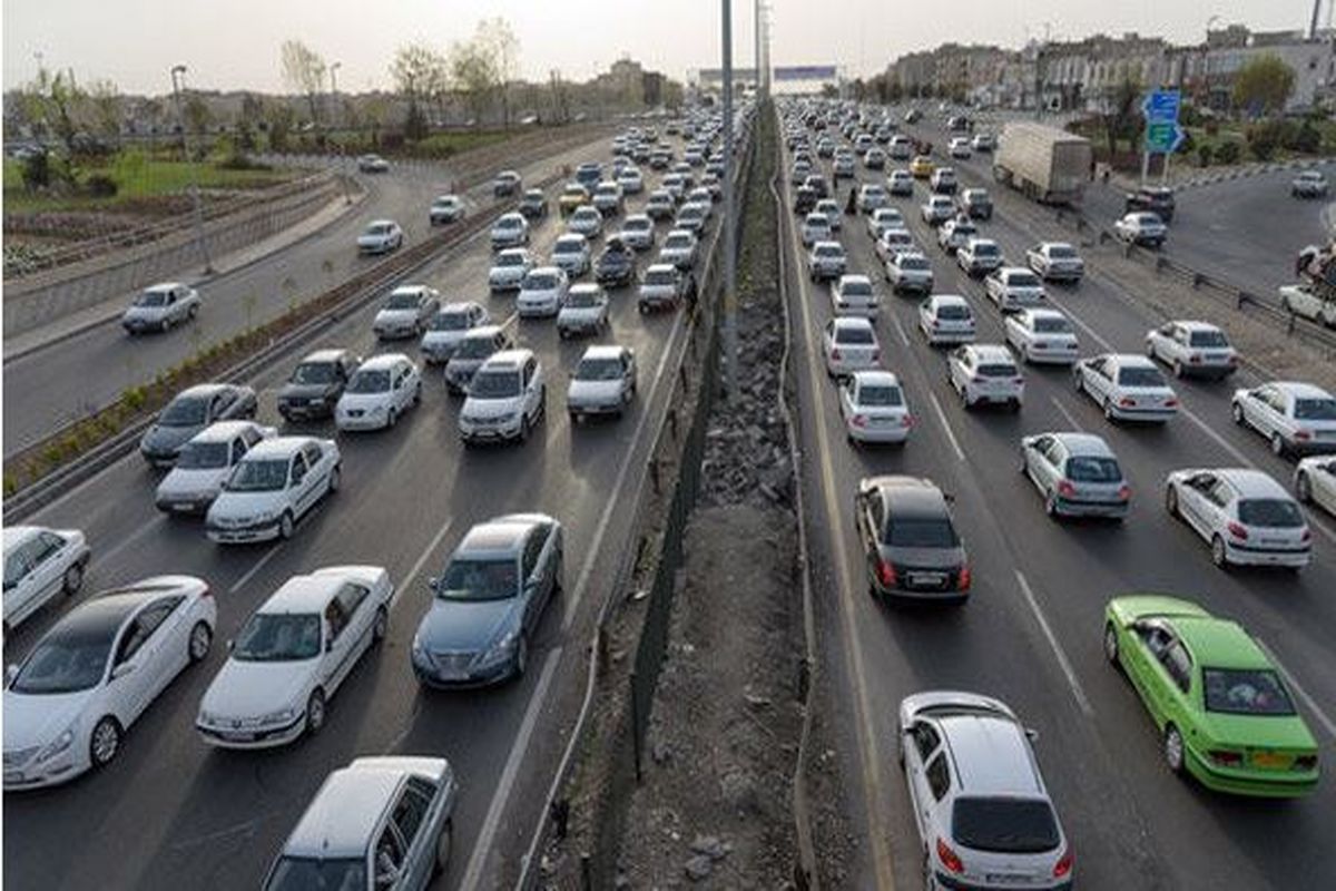 ترافیک در جاده های استان قزوین سنگین است