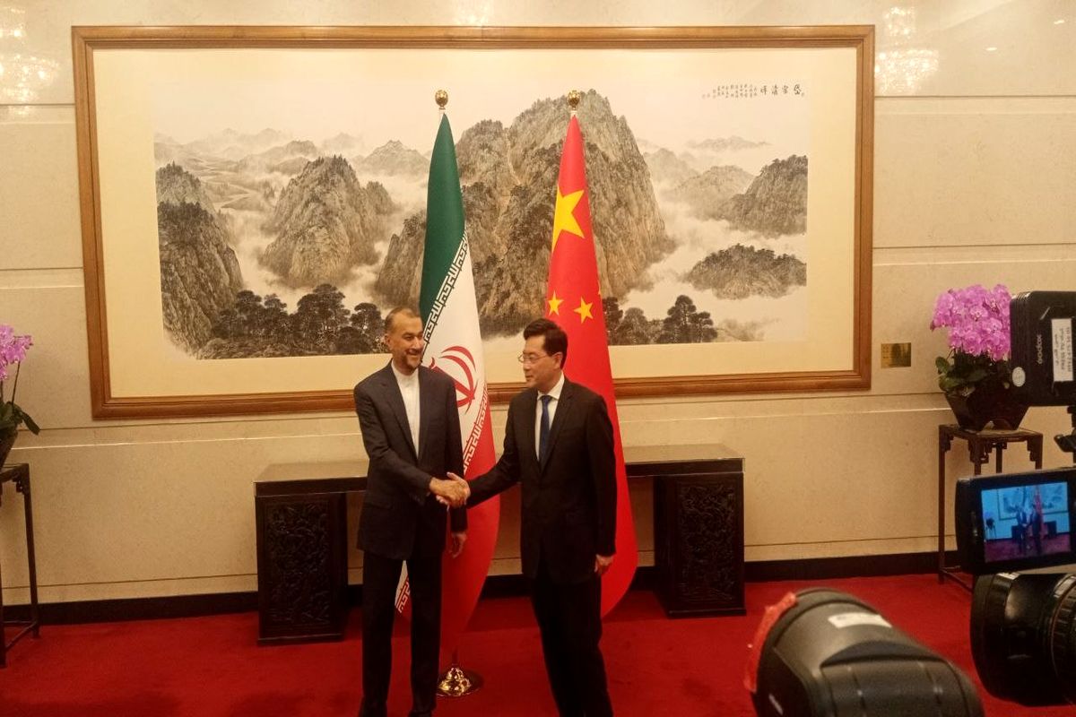 وزرای خارجه ایران و چین باهم دیدار کردند