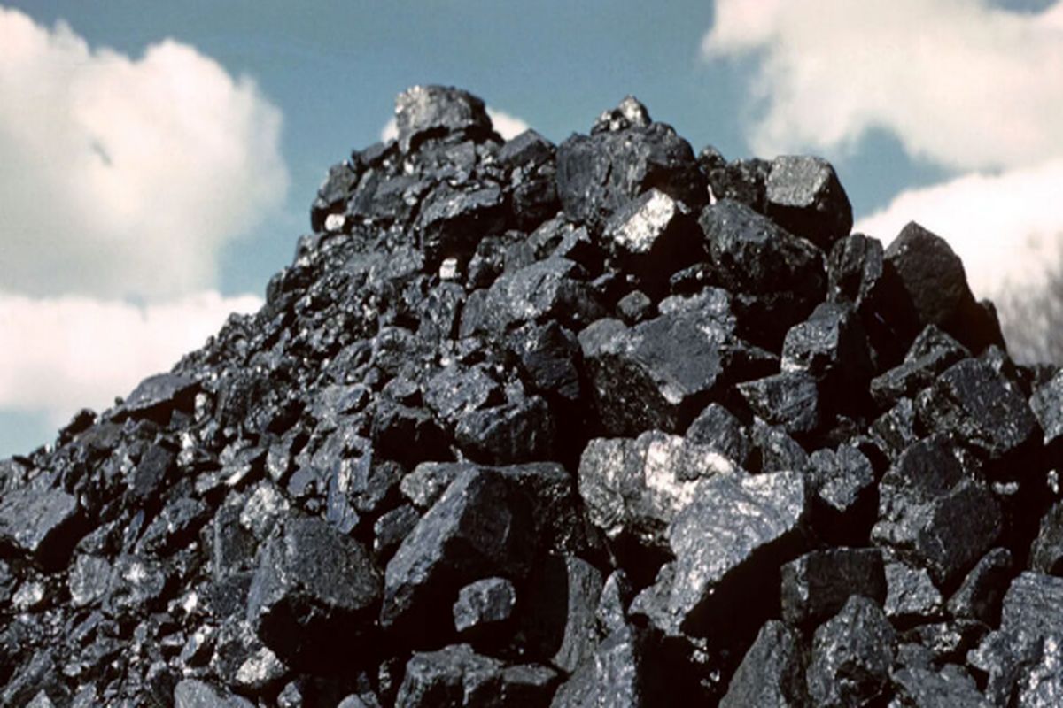 افزایش ۱۲ درصدی قیمت زغال سنگ در یک هفته