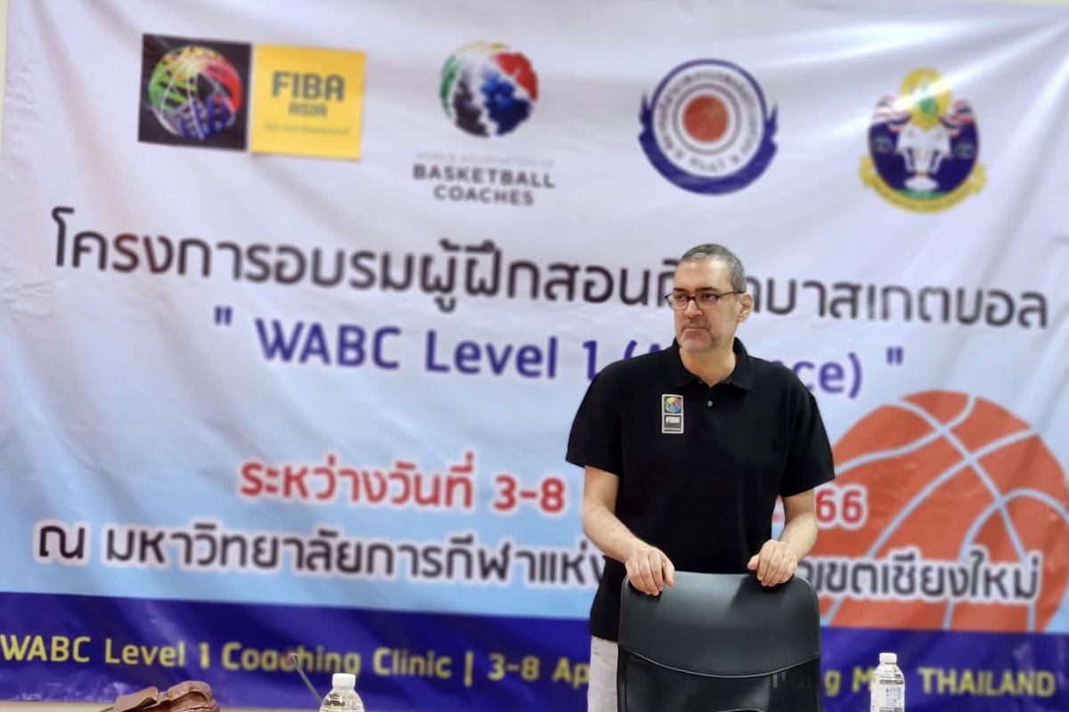 حضور مدرس بین المللی بسکتبال ایران برای تدریس در دوره‌های مربیگری تایلند و مالزی