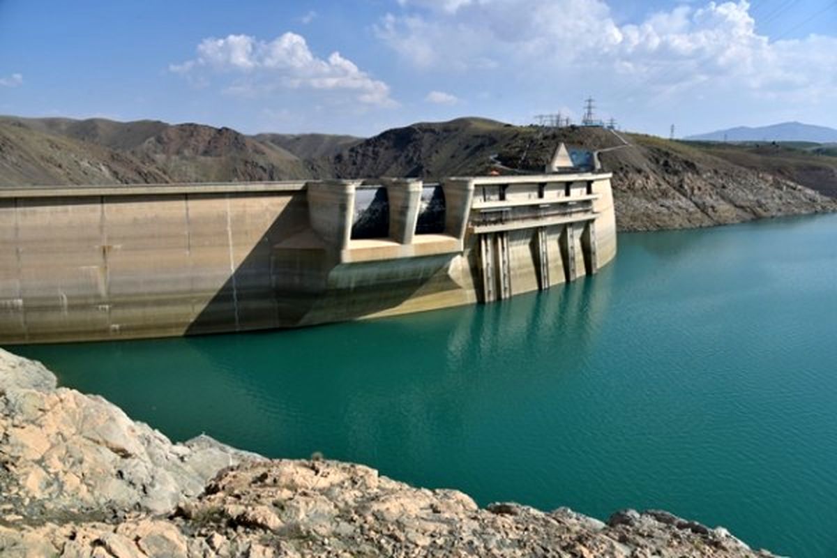 ذخایر آب سدهای اصفهان به ۵۲۷ میلیون مترمکعب رسید/ میزان پرشدگی سدهای استان ۳۸ درصد است