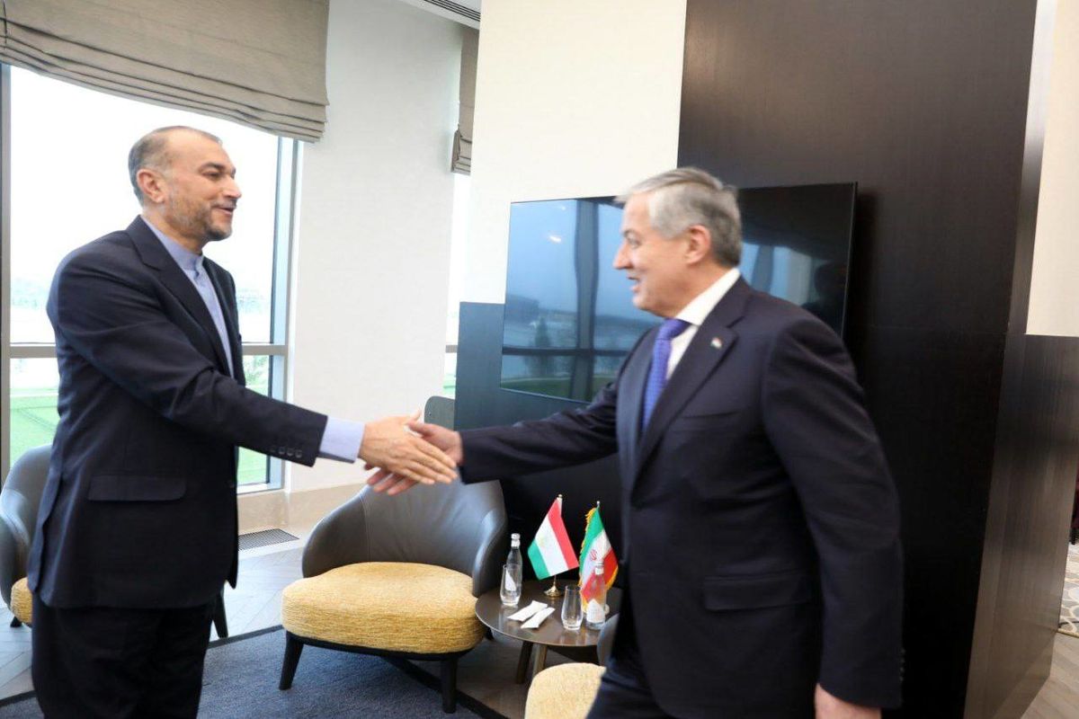 وزرای امور خارجه‌ ایران و تاجیکستان دیدار کردند