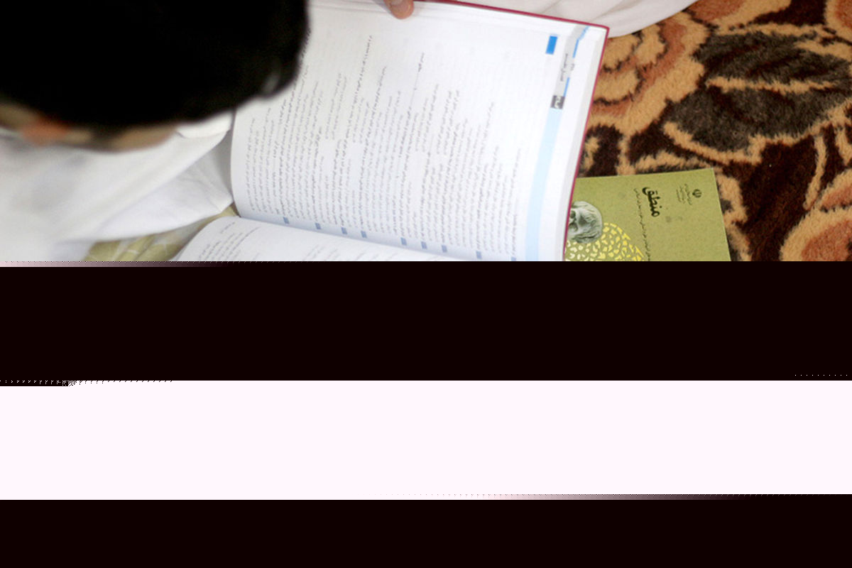 اعتکاف ۱۰۰۰ دهه هشتادی در حرم مطهر رضوی