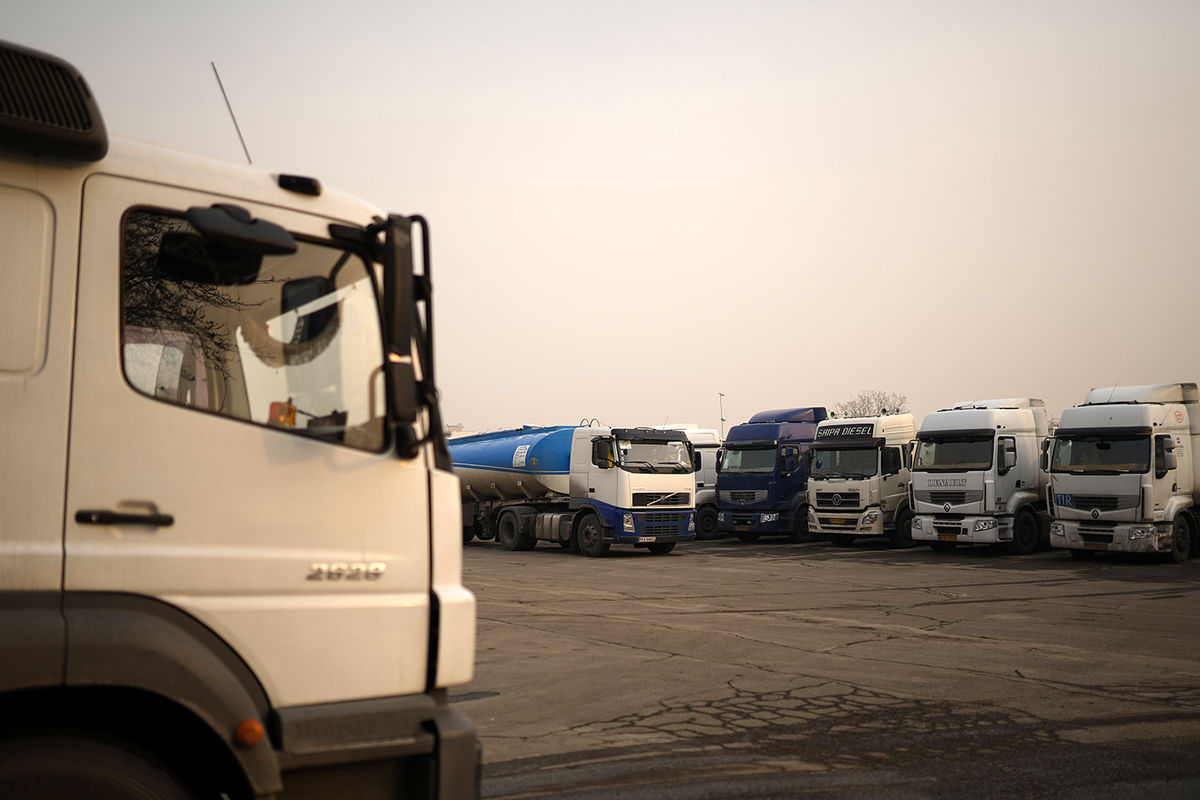 خروج ۲ میلیارد و ۷۰۰ میلیون لیتر سوخت مایع از انبارهای نفت منطقه همدان