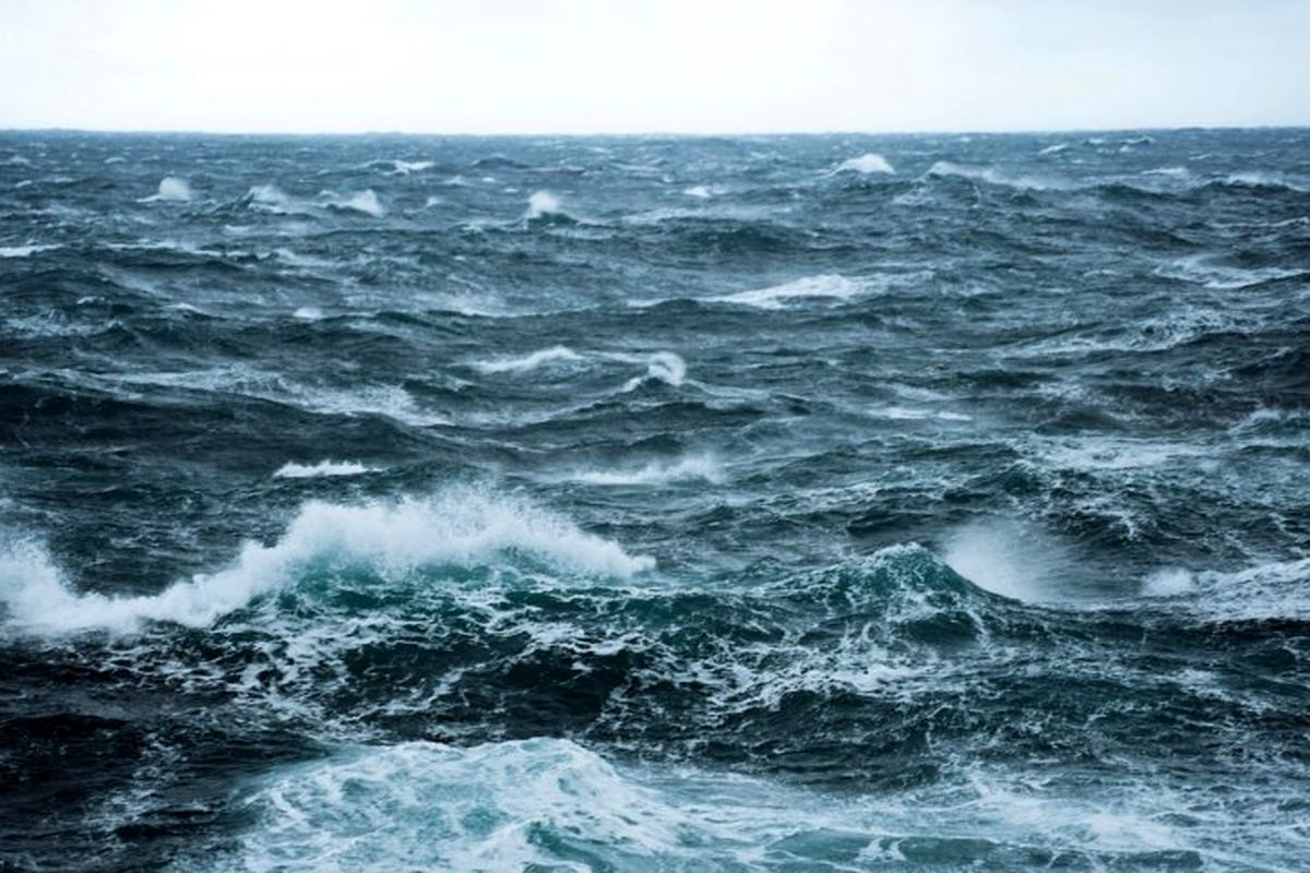 هشدار سازمان هواشناسی نسبت به غرق شدن شناگران در آب‌های خلیج فارس