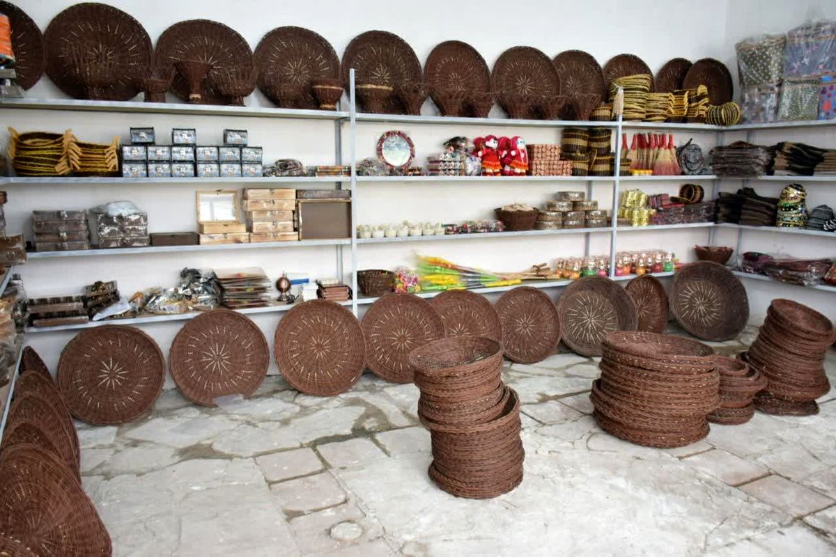 بازارچه صنایع‌دستی شهرستان سروآباد گشایش یافت
