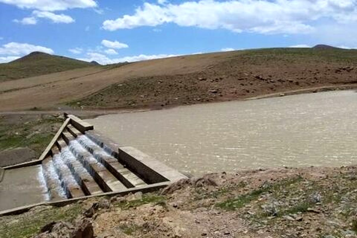 اجرای  ۶۲۰ هزار هکتار عملیات آبخیزداری و آبخوان داری در لرستان/ احداث ۲۱ سد خاکی