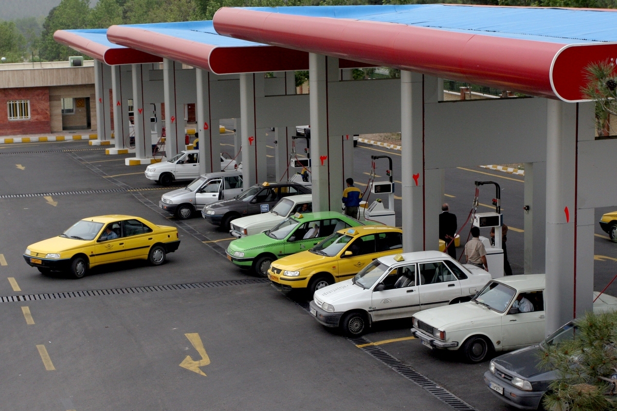 مروری بر وعده ها/ توسعه سی‌ان‌جی به عنوان سوخت جایگزین بنزین