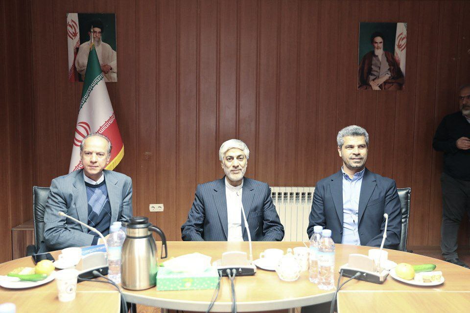 کیومرث هاشمی: تکواندو رشته المپیکی است و حمایت صد در صدی ما را دارد