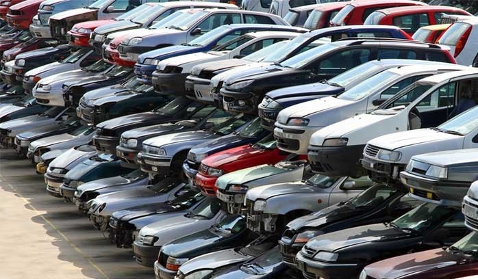 خودروهای فرسوده بنزین را غارت می‌کنند